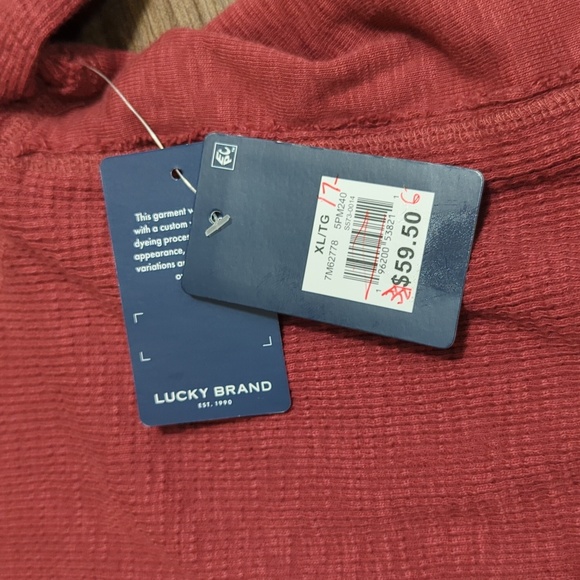 Lucky Brand Garment Dye Thermal Crew Size XL in Pomegranate Red NWT - Picture 7 of 9